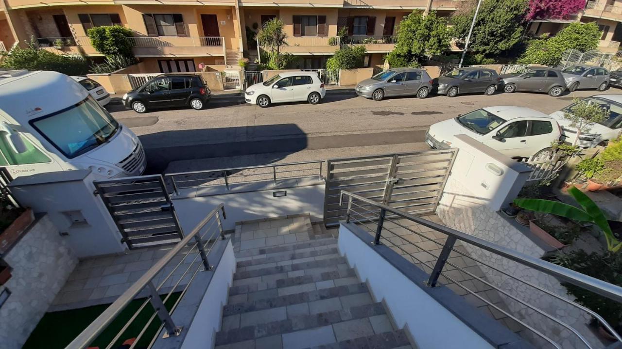 Oristano 5 Pers Appartamento Exteriér fotografie